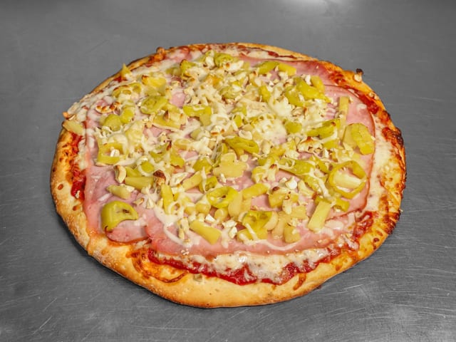 Nani Pie Pizza.
